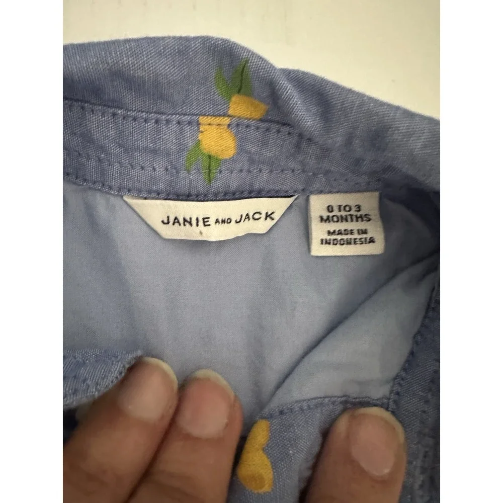 Janie and Jack Size 0-3 Girls Denim Short Sleeve Romper Lemons